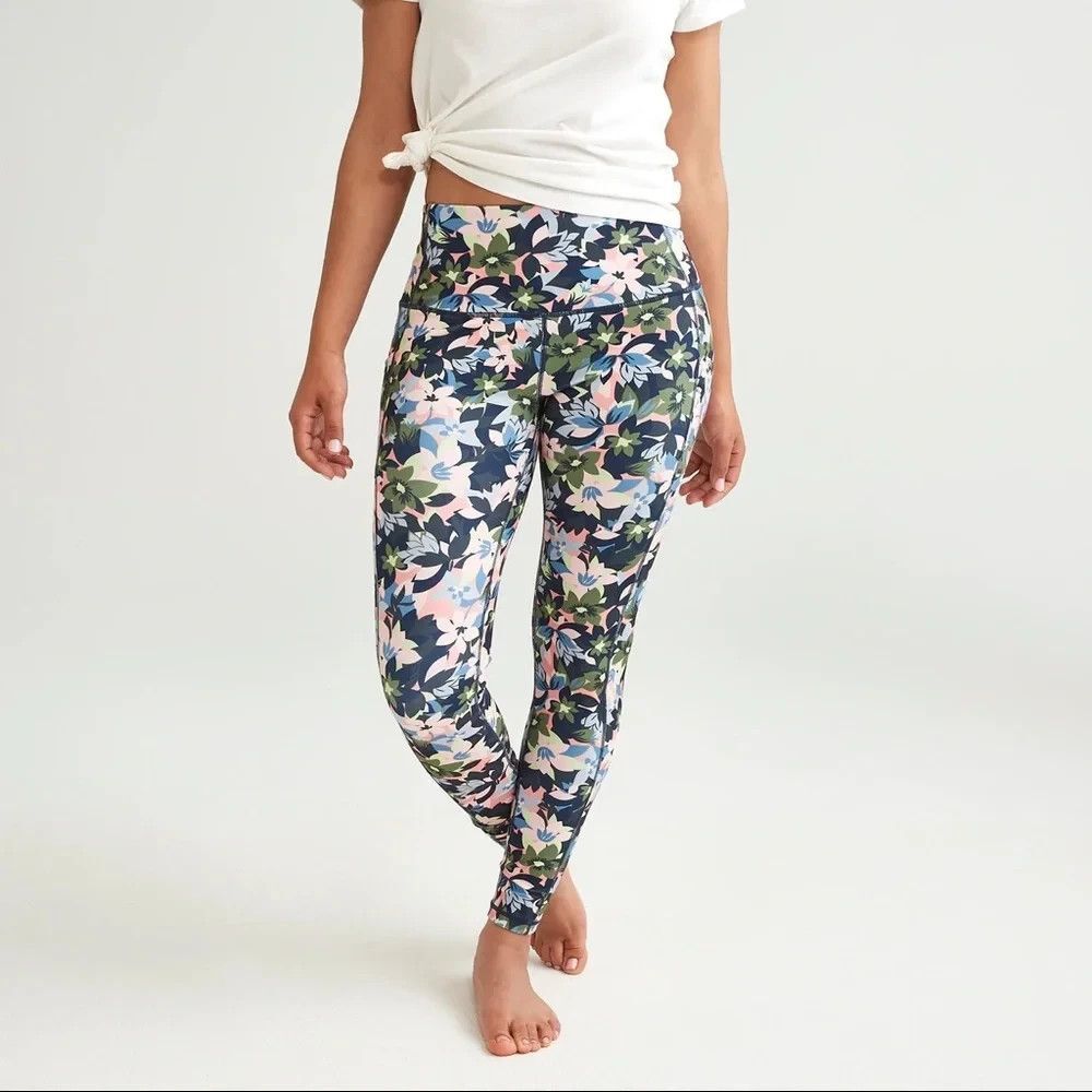 VERA BRADLEY Pink Green Rosa Camo Floral High Rise Ankle Leggings SIZE LARGE